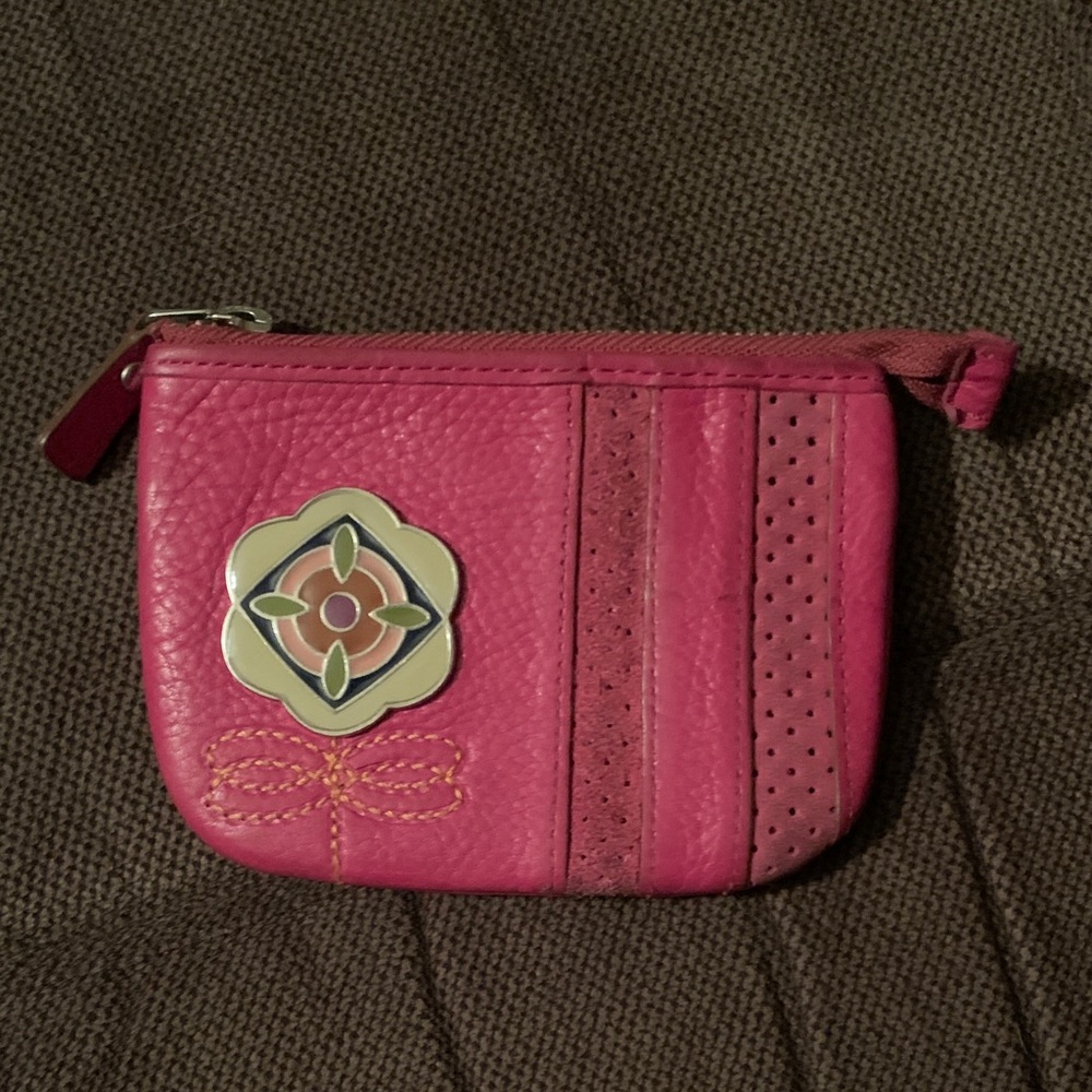 Fossil magenta leather coin/card zipper wallet.